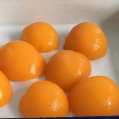 인스턴트 과일은 묽은 시럽 425g 820g에서 노란 복숭아를 캔으로 만들었습니다