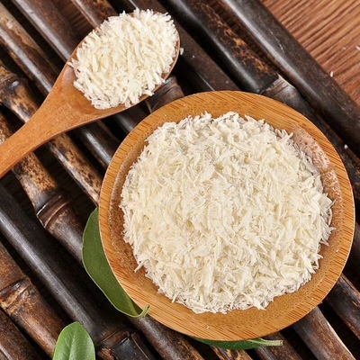 밀은 금빛 일본 판크오 빵의 말랑한 부분 표면 코팅법을 가루로 빻습니다